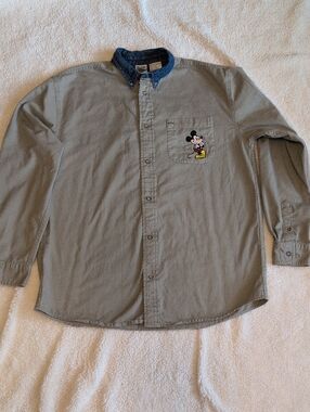 Vintage Mickey Mouse Disney Khaki W/Blue Denim Collar Button Down Shirt Size M